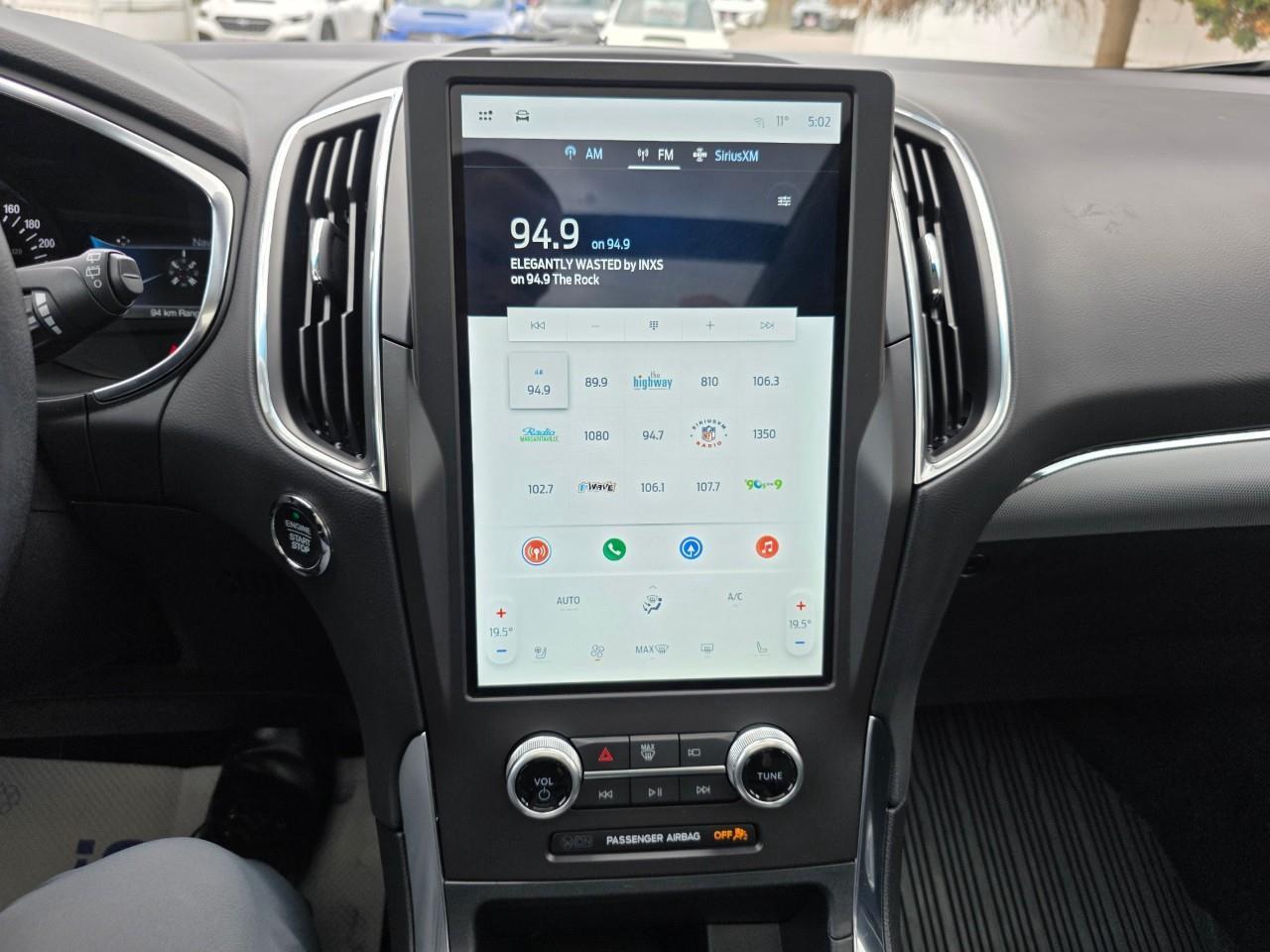 2021 Ford Edge TITANIUM 4DR ALL-WHEEL DRIVE Photo