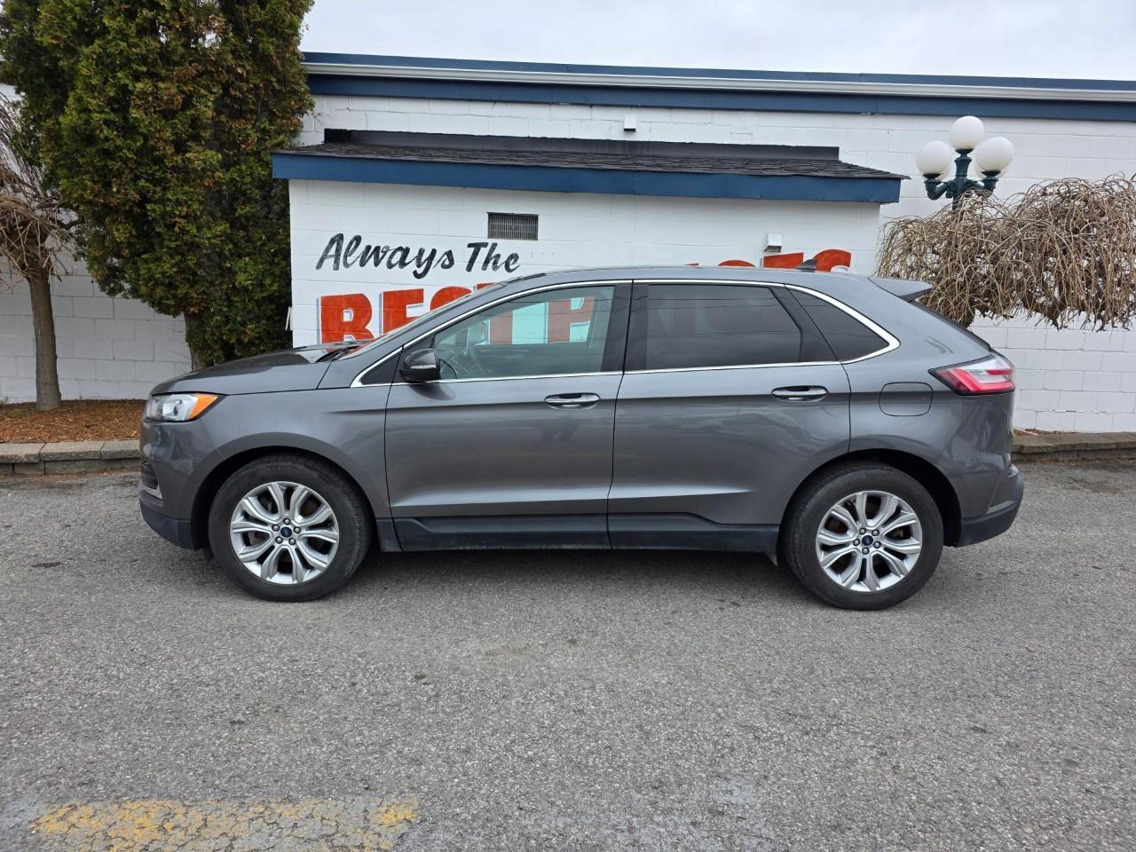 2021 Ford Edge TITANIUM 4DR ALL-WHEEL DRIVE Photo