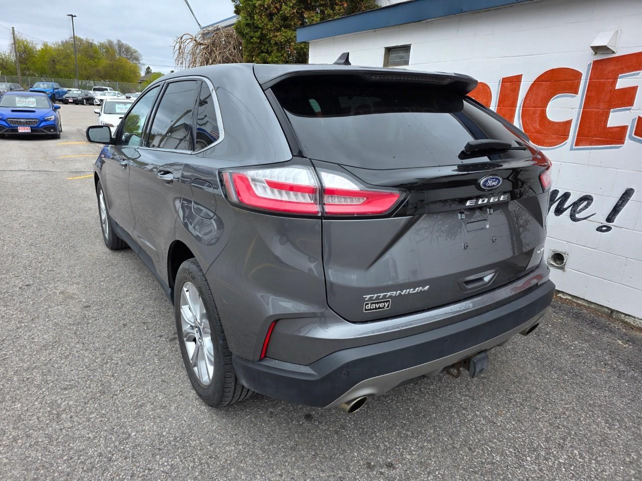 2021 Ford Edge TITANIUM 4DR ALL-WHEEL DRIVE Photo