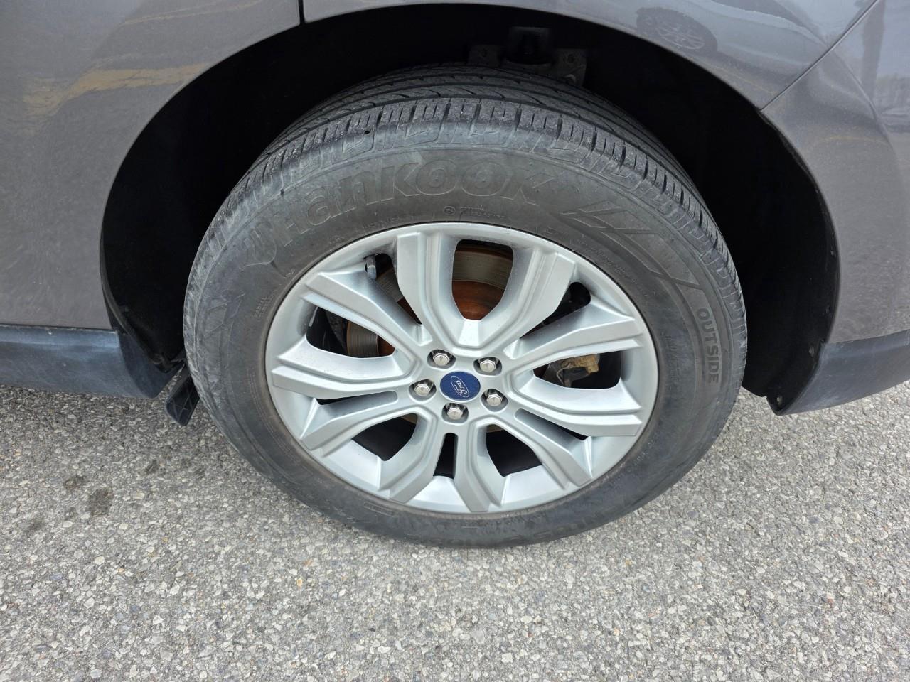 2021 Ford Edge TITANIUM 4DR ALL-WHEEL DRIVE Photo