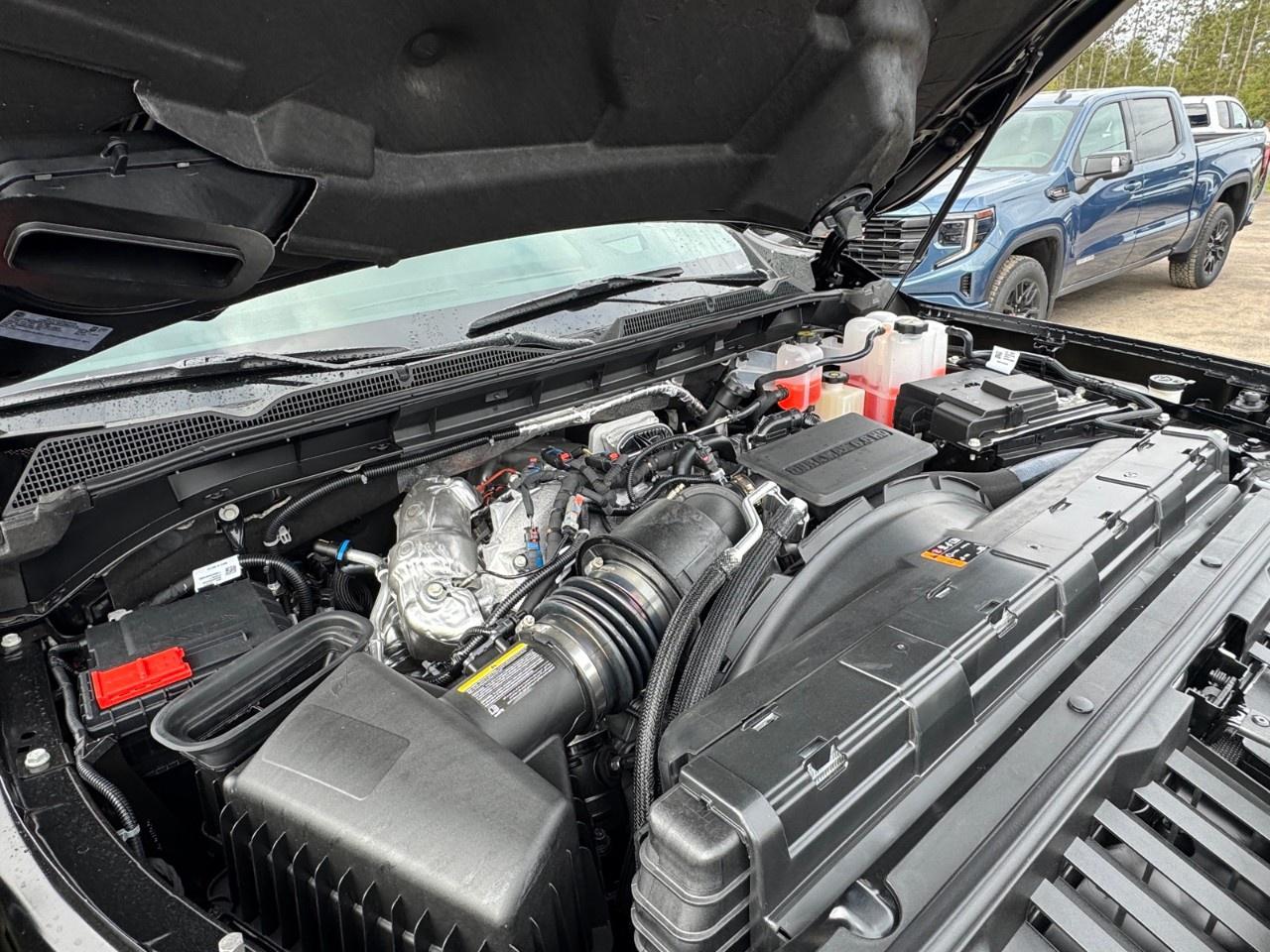 2026 GMC SIERRA 2500HD Crew Cab Standard Box 4-Wheel Drive AT4 Photo