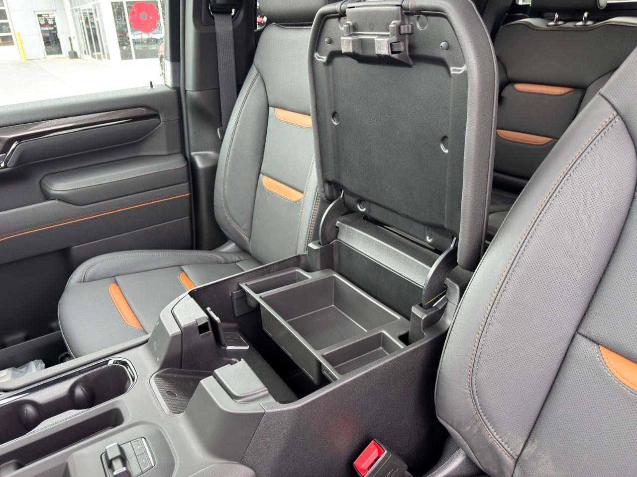 2026 GMC SIERRA 2500HD Crew Cab Standard Box 4-Wheel Drive AT4 Photo