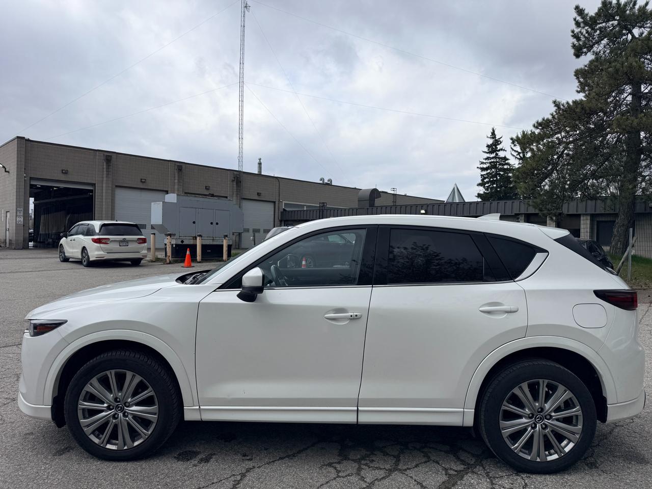 2023 Mazda CX-5 Signature 4dr i-ACTIV All-Wheel Drive Sport Utility Photo
