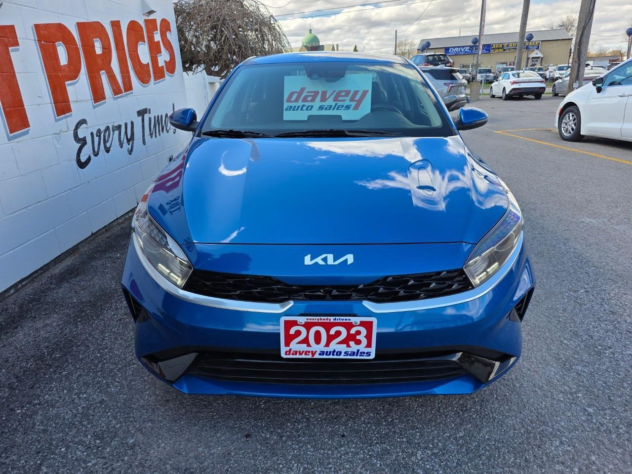 2023 Kia Forte EX 4dr Sedan Photo