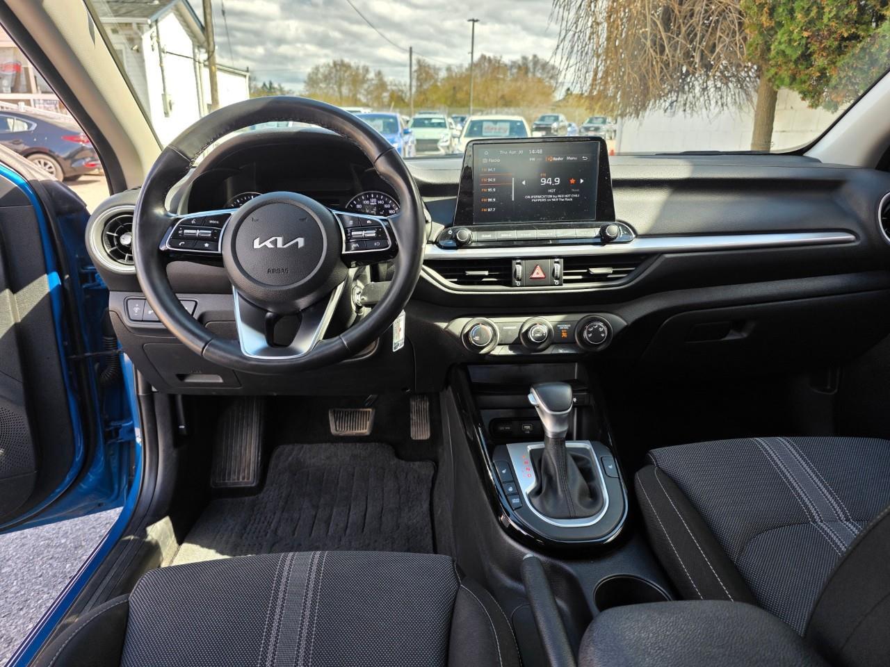 2023 Kia Forte EX 4dr Sedan Photo