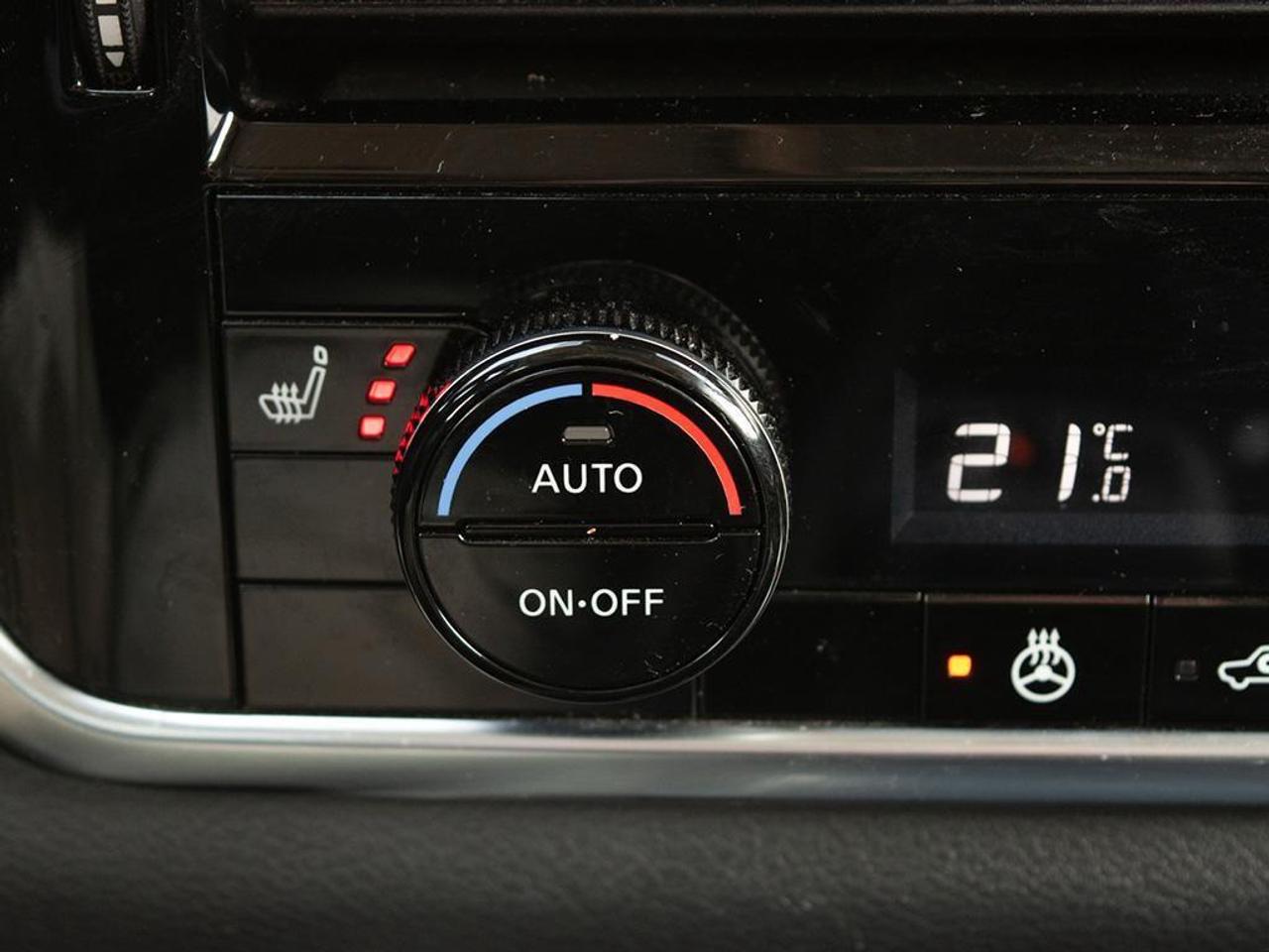 2021 Nissan Rogue SV 4dr All-Wheel Drive 2021.5 Photo