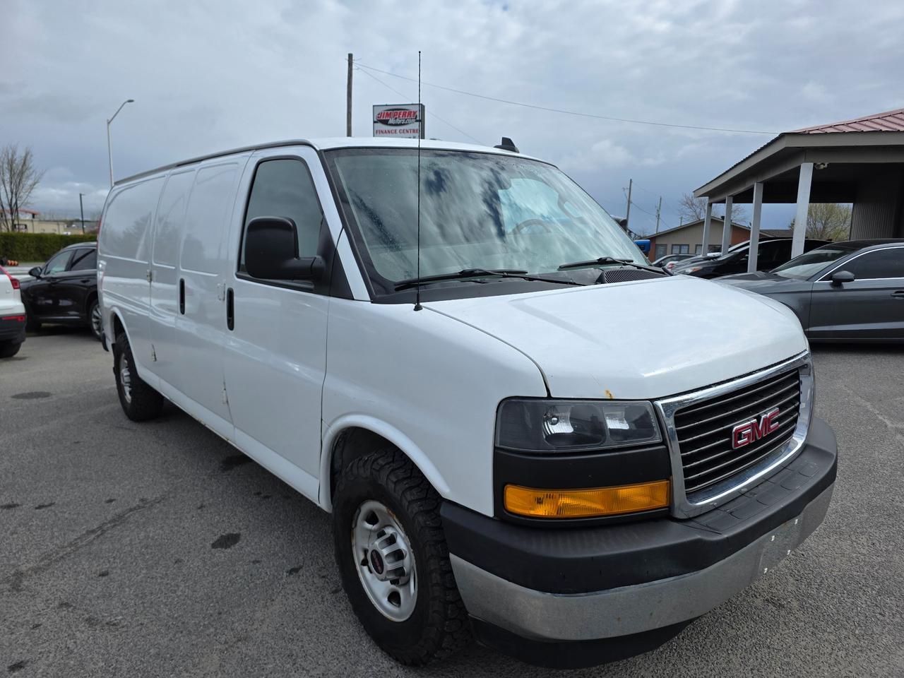 2019 GMC Savana 2500 Work Van Rear-Wheel Drive Extended Cargo Van Photo0