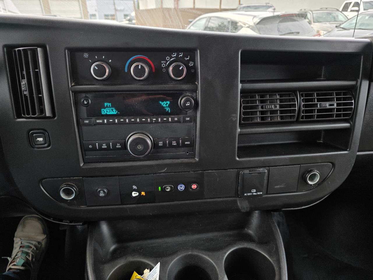 2019 GMC Savana 2500 Work Van Rear-Wheel Drive Extended Cargo Van Photo