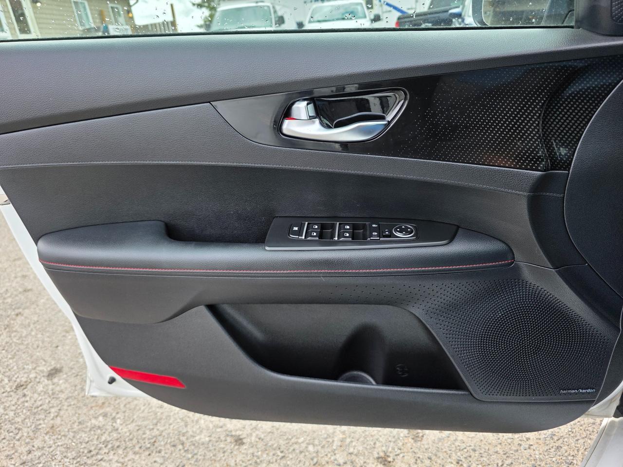2022 Kia Forte GT Limited 4dr Sedan Photo