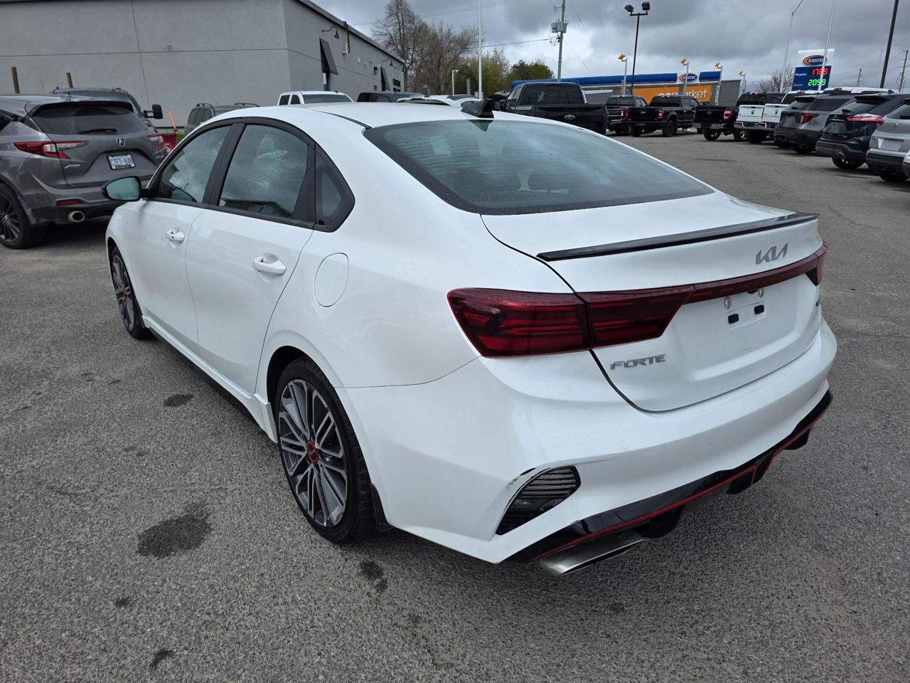 2022 Kia Forte GT Limited 4dr Sedan Photo
