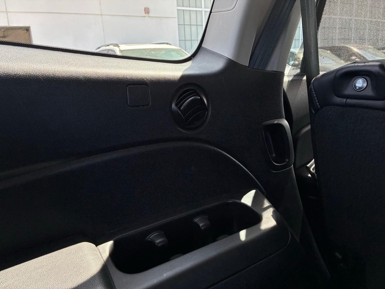 2022 Honda Pilot Touring 8P 4dr All-Wheel Drive Photo