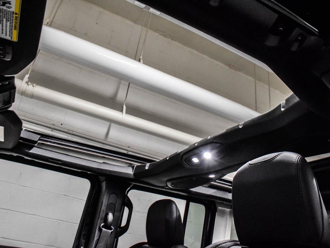 2024 Jeep Wrangler  Photo