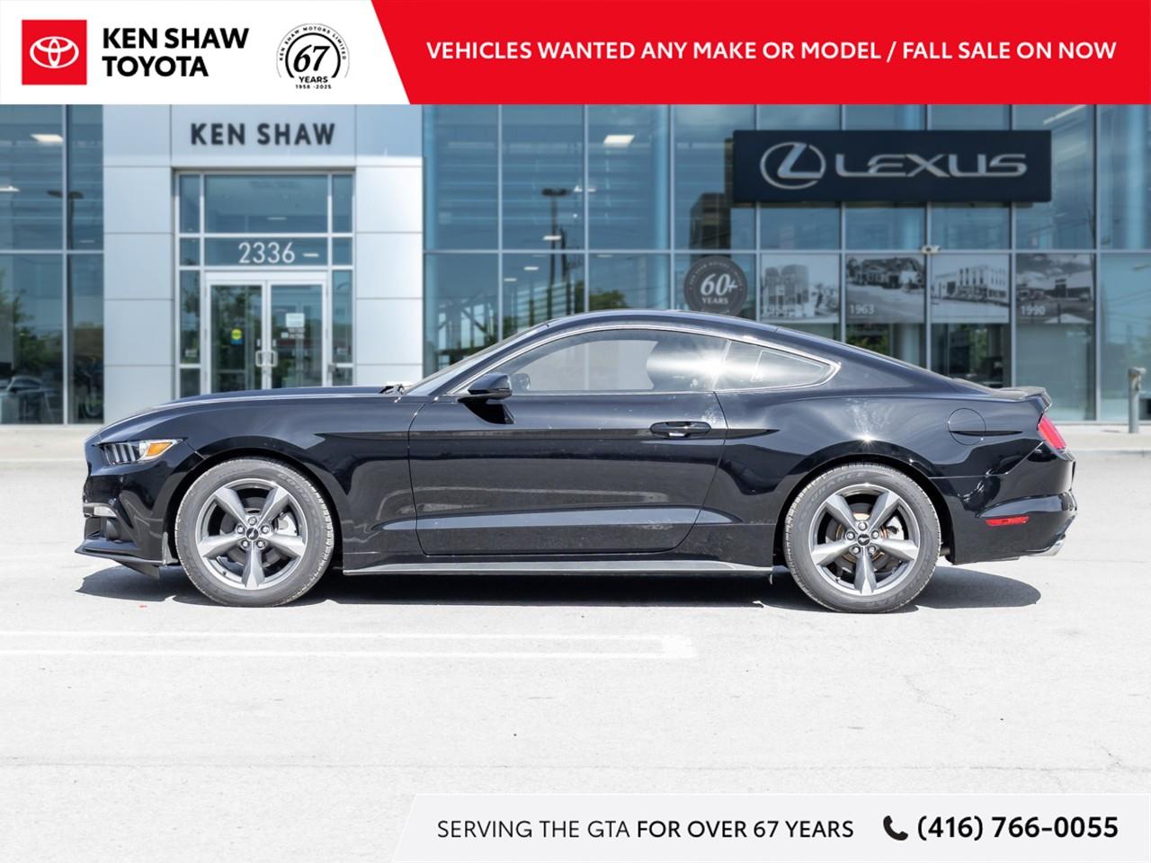 2016 Ford Mustang V6 2dr Fastback Photo