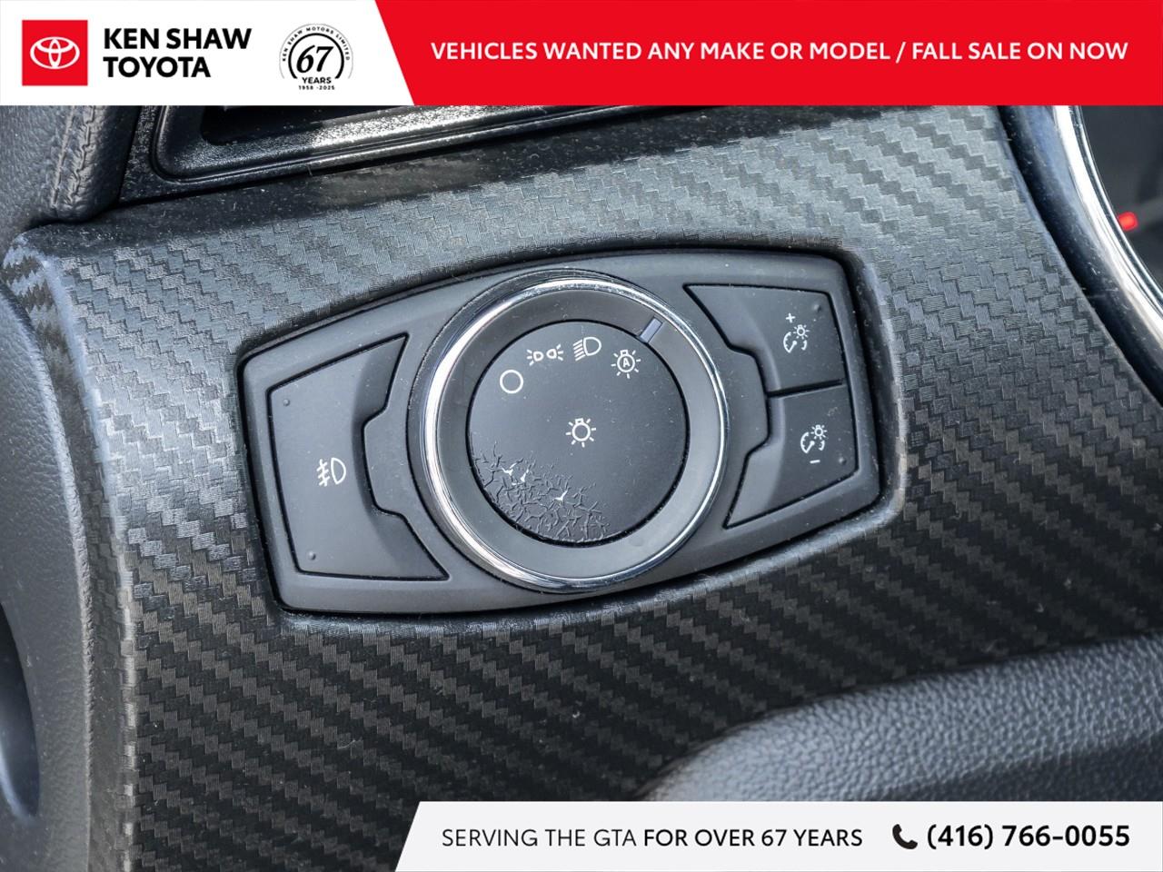 2016 Ford Mustang V6 2dr Fastback Photo