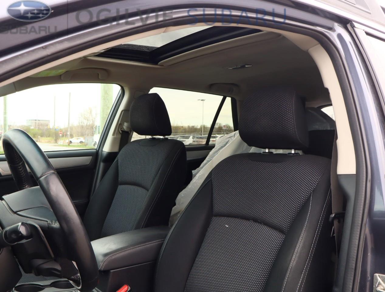 2015 Subaru Outback  Photo