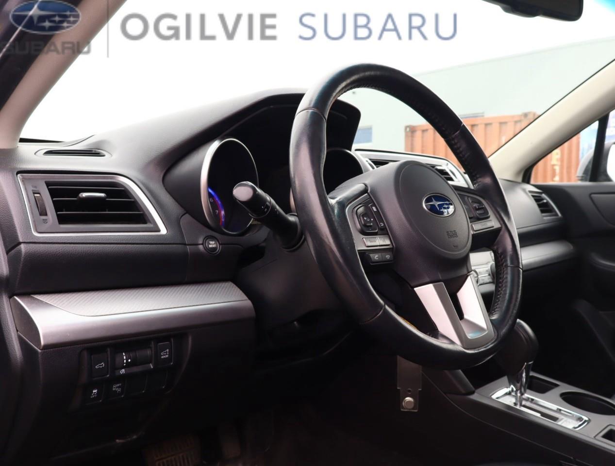 2015 Subaru Outback  Photo