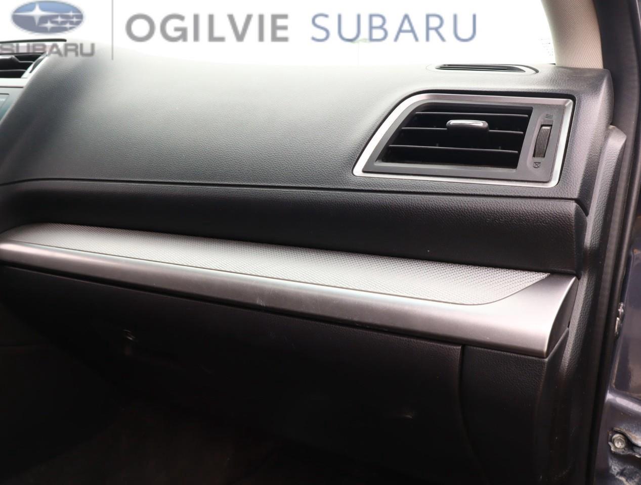 2015 Subaru Outback  Photo