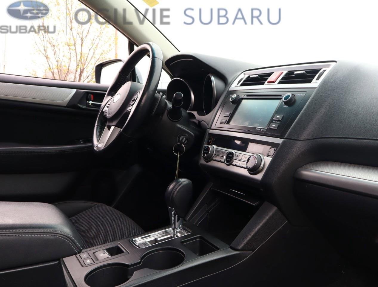2015 Subaru Outback  Photo
