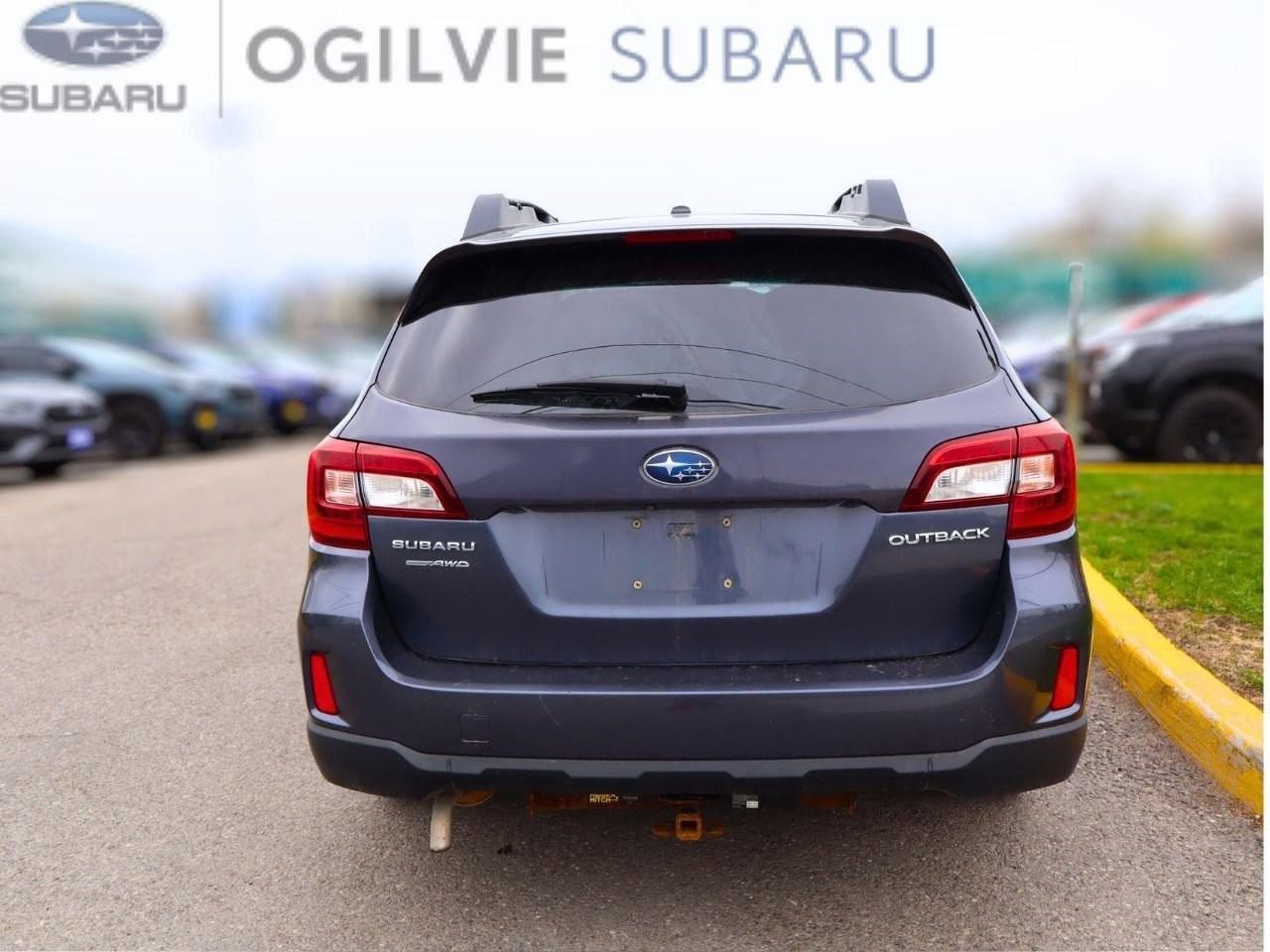 2015 Subaru Outback  Photo