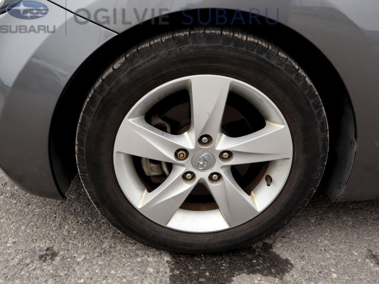 2013 Hyundai Elantra GLS (A6) 4dr Sedan Photo