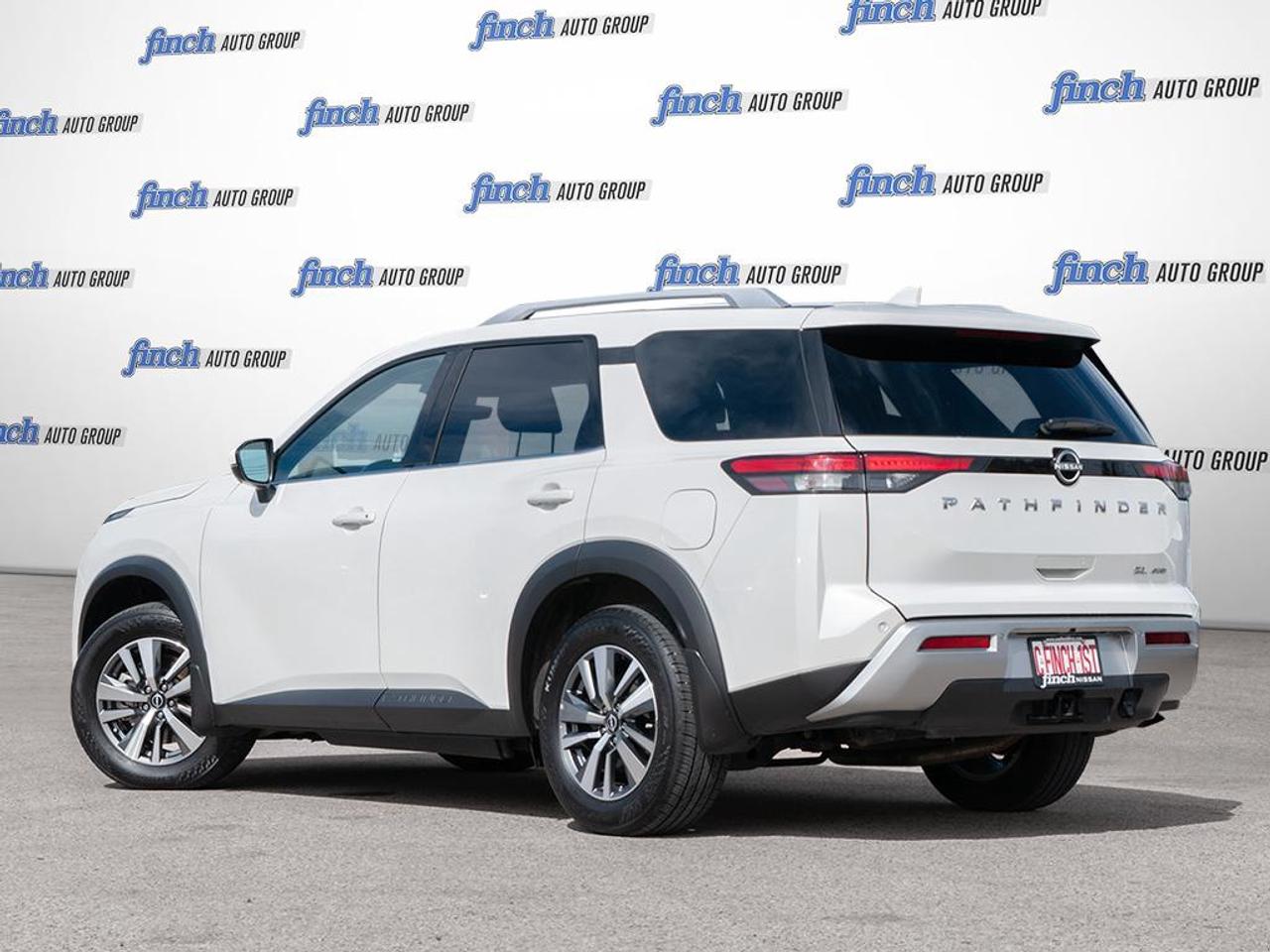 2024 Nissan Pathfinder SL 4dr 4x4 Photo