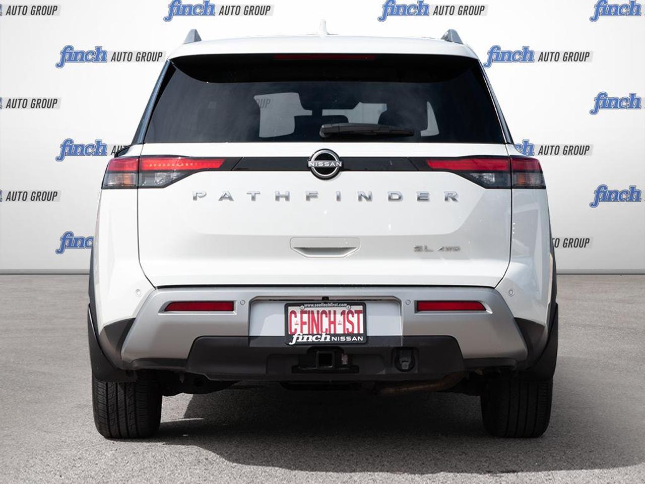 2024 Nissan Pathfinder SL 4dr 4x4 Photo