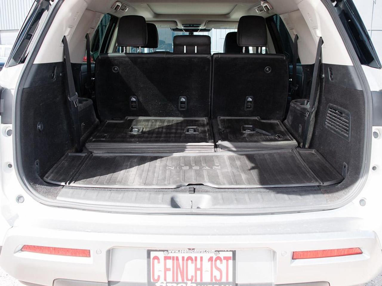2024 Nissan Pathfinder SL 4dr 4x4 Photo