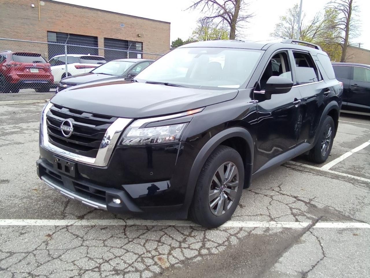 2024 Nissan Pathfinder SV 4dr 4x4 Photo0