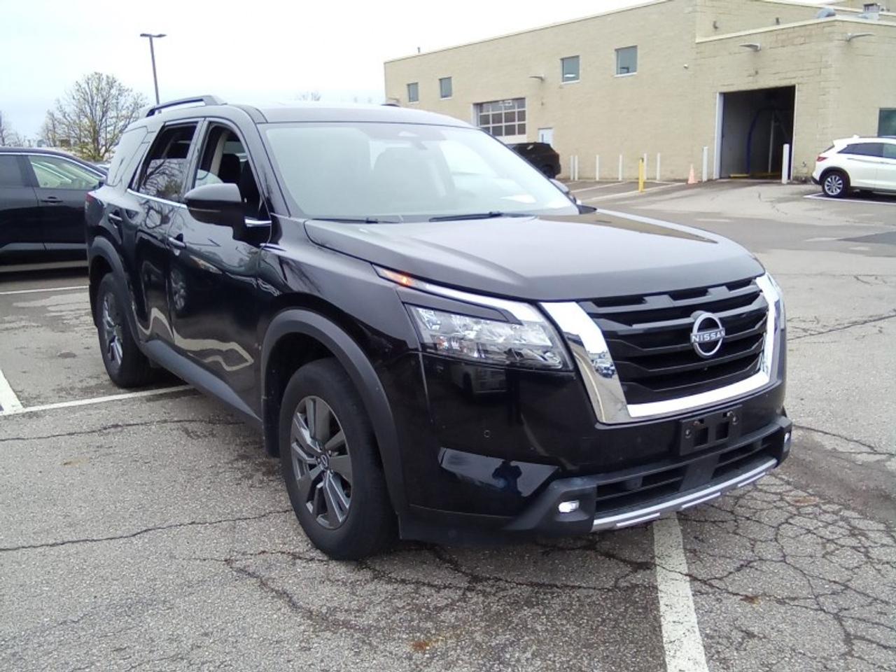 2024 Nissan Pathfinder SV 4dr 4x4 Photo