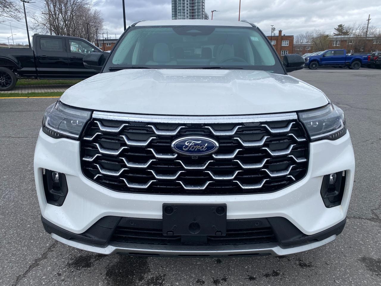 2026 Ford Explorer Platinum 4dr 4x4 Photo