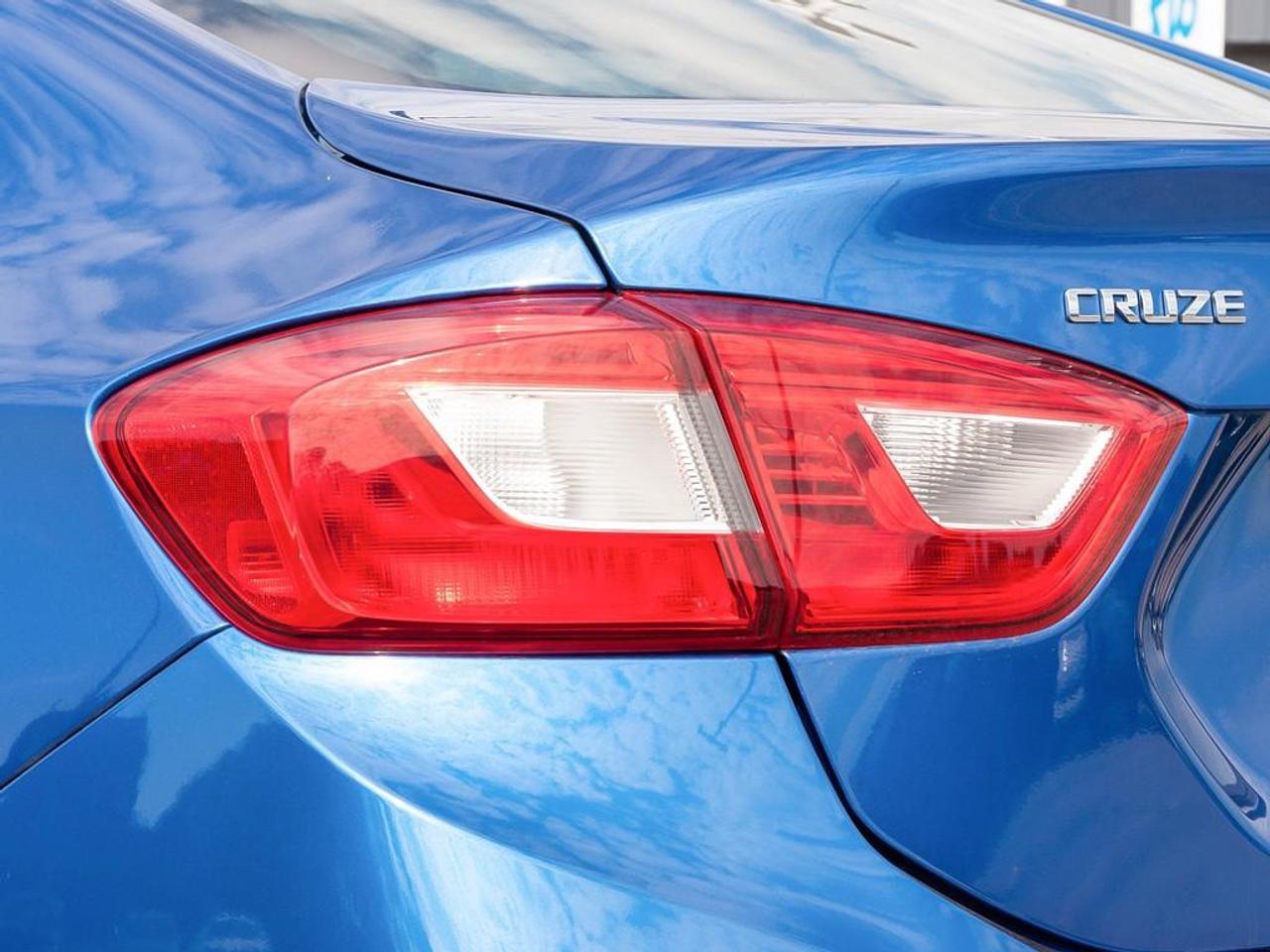 2018 Chevrolet Cruze Premier Auto 4dr Sedan Photo