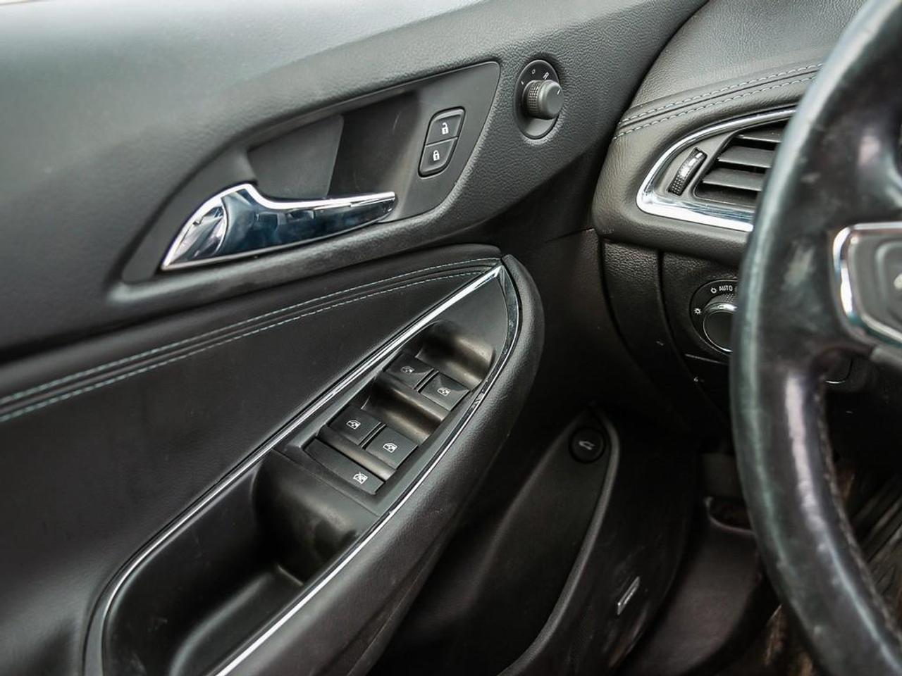 2018 Chevrolet Cruze Premier Auto 4dr Sedan Photo