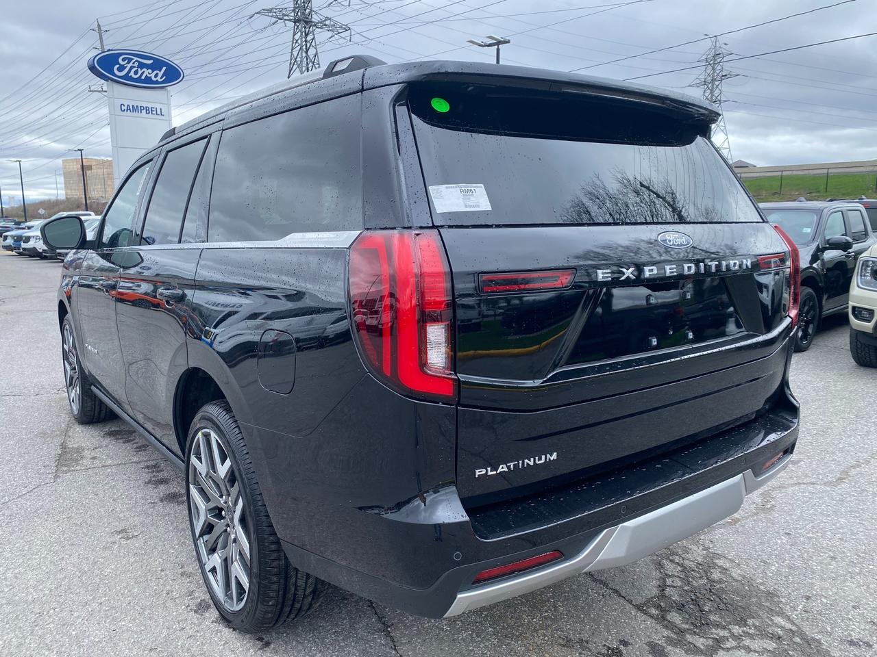 2026 Ford Expedition Platinum 4dr 4x4 Photo3