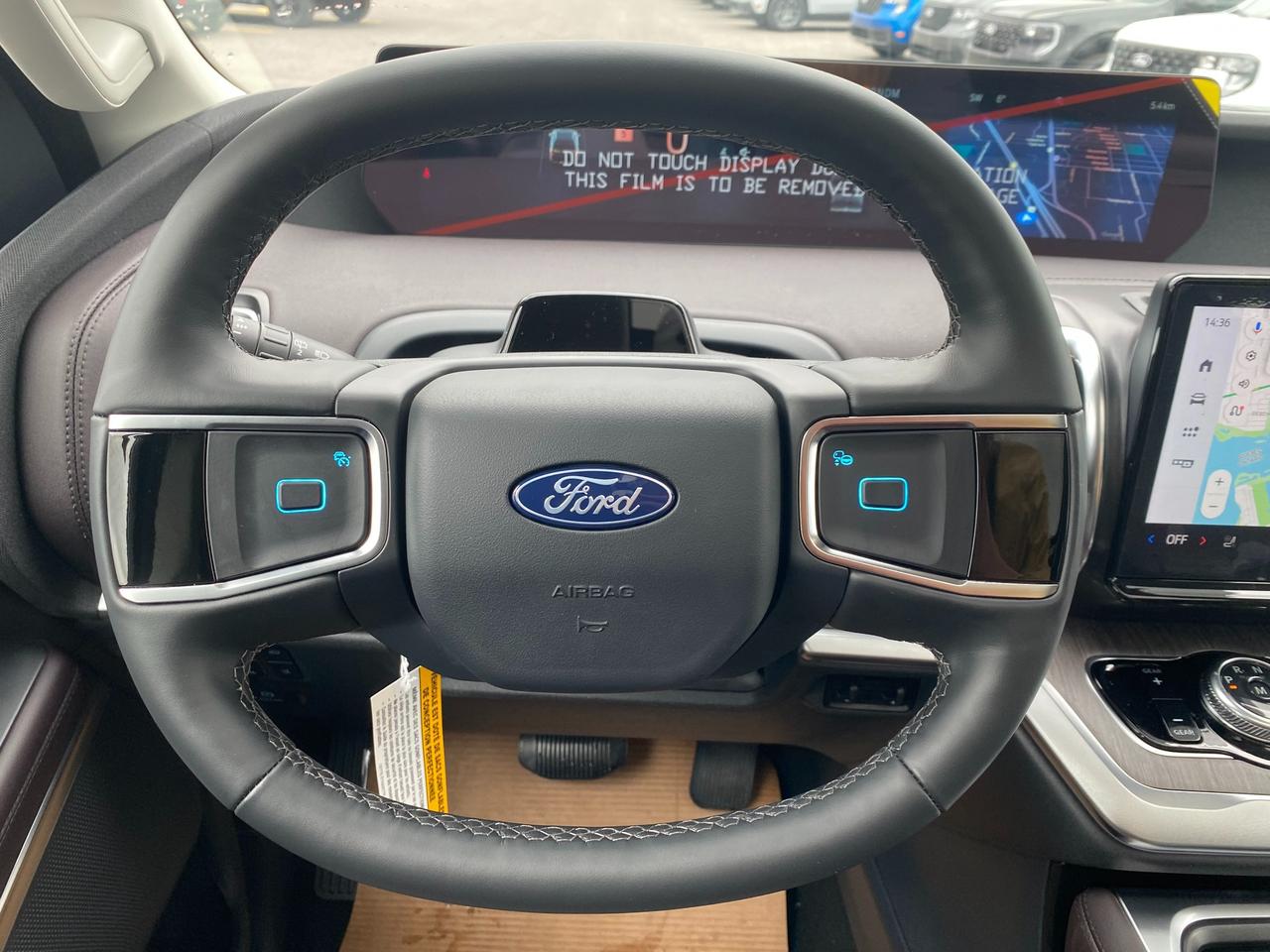2026 Ford Expedition Platinum 4dr 4x4 Photo