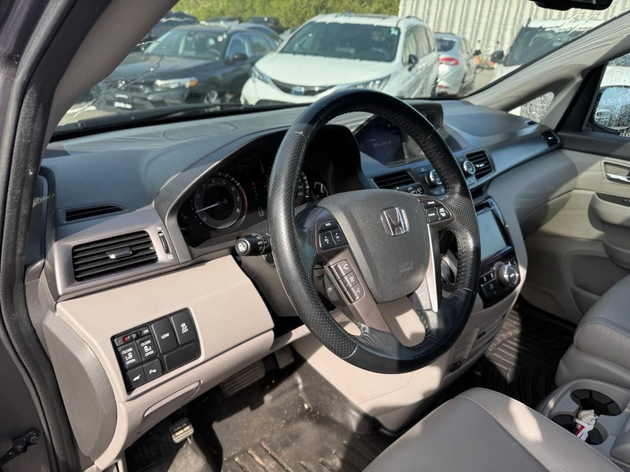 2015 Honda Odyssey  Photo