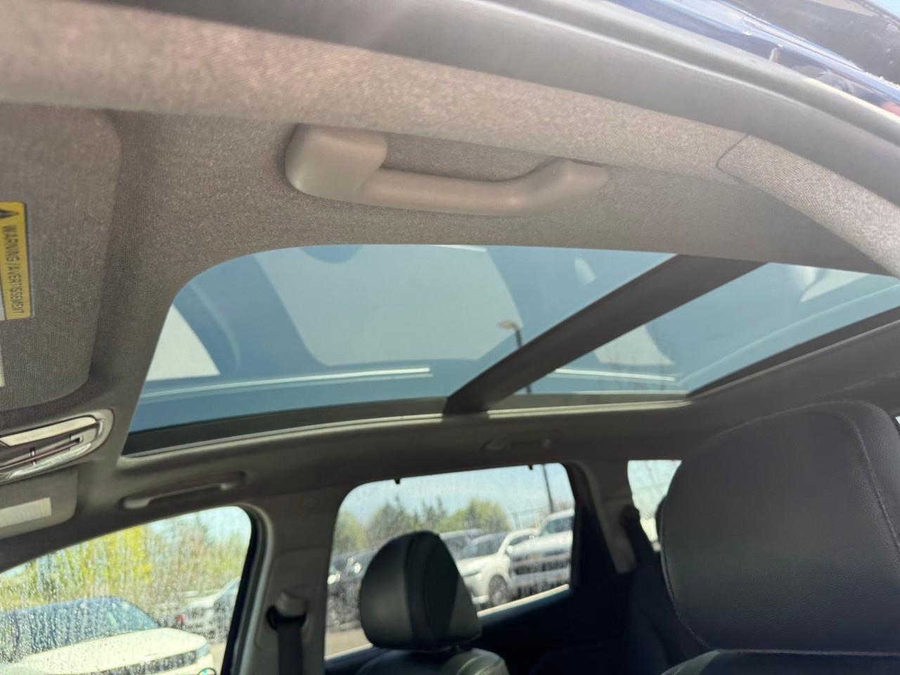 2019 Hyundai Santa Fe Ultimate 2.0  (A8) 4dr All-Wheel Drive Photo
