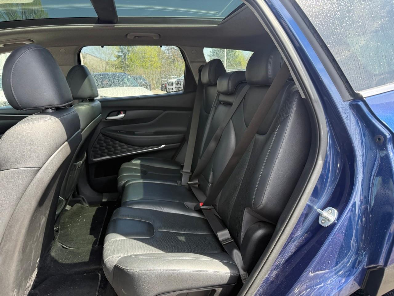 2019 Hyundai Santa Fe Ultimate 2.0  (A8) 4dr All-Wheel Drive Photo