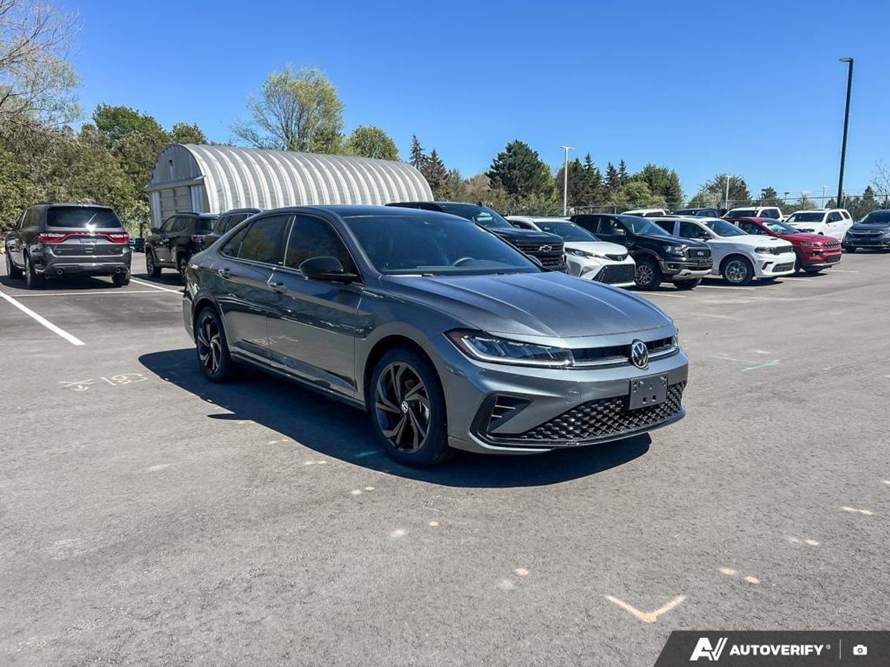 2025 Volkswagen Jetta Comfortline 4dr Sedan Photo