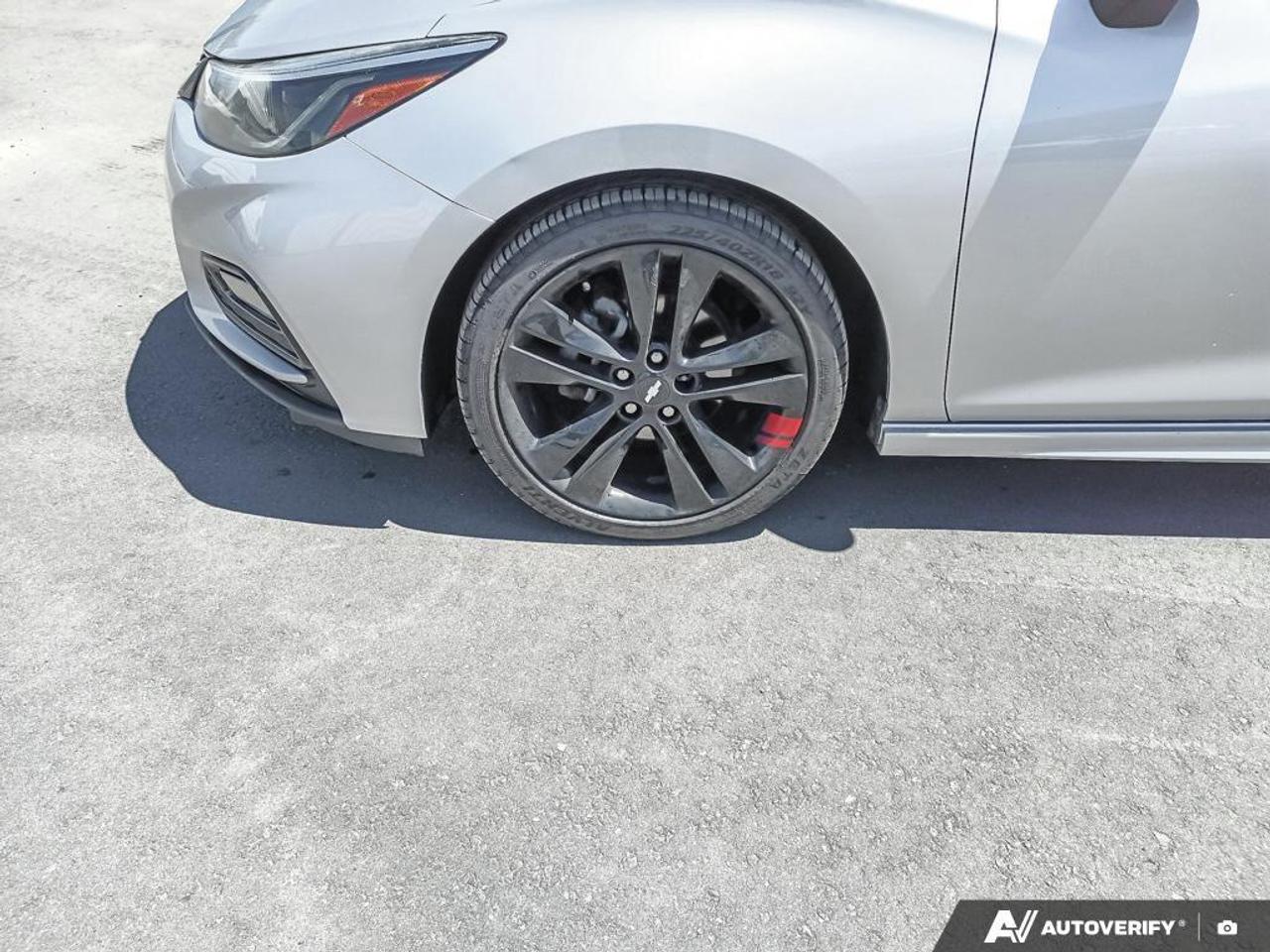 2018 Chevrolet Cruze LT Auto 4dr Hatchback Photo