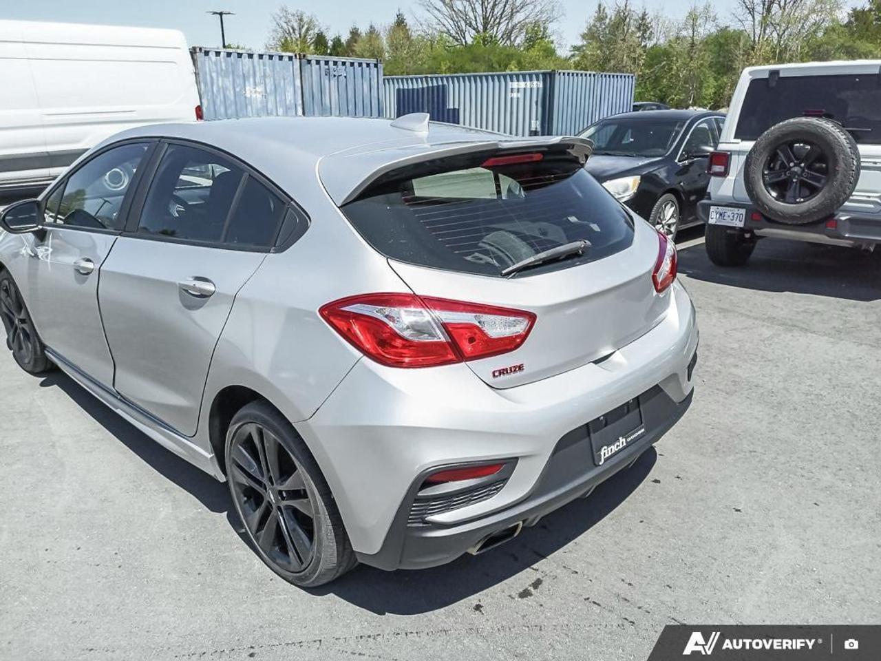 2018 Chevrolet Cruze LT Auto 4dr Hatchback Photo