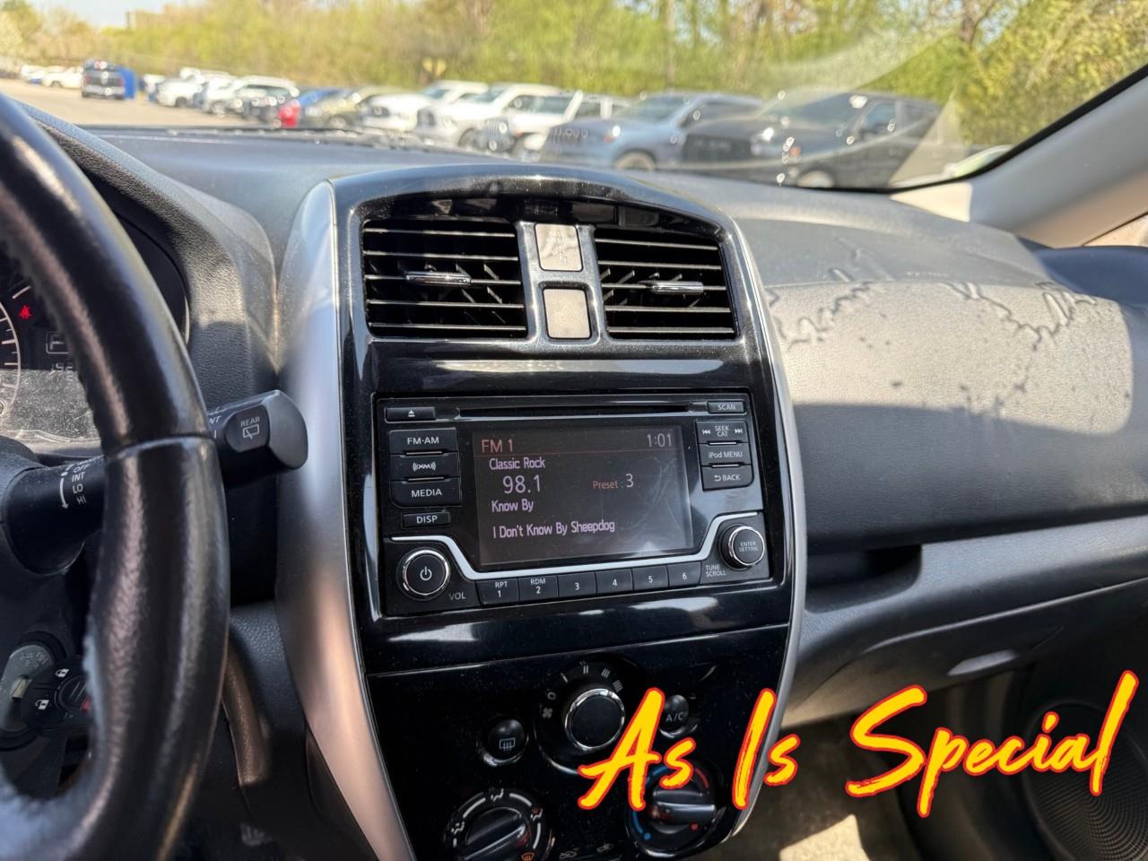 2017 Nissan Versa Note  Photo