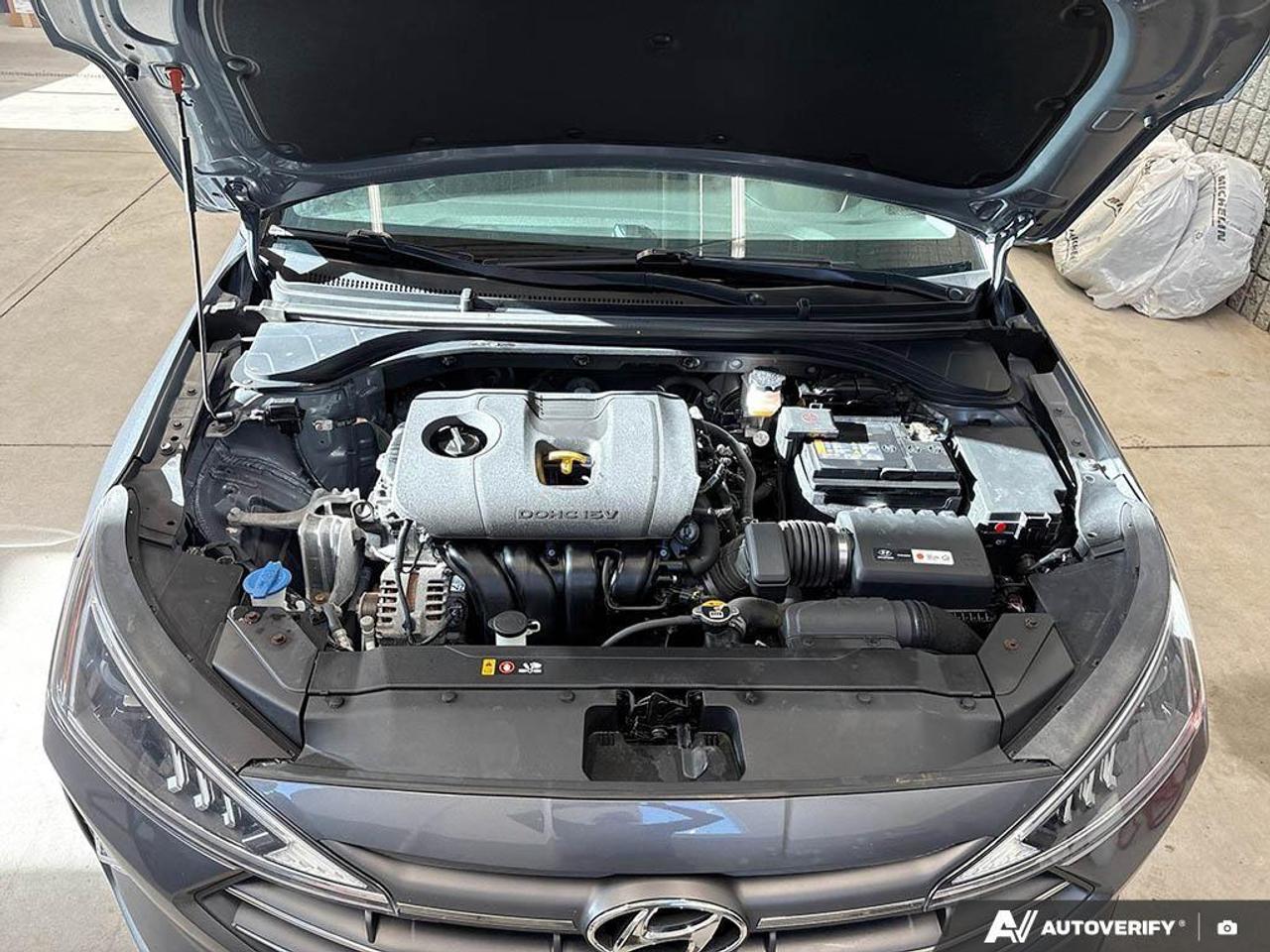2019 Hyundai Elantra Luxury (A6) 4dr Sedan Photo