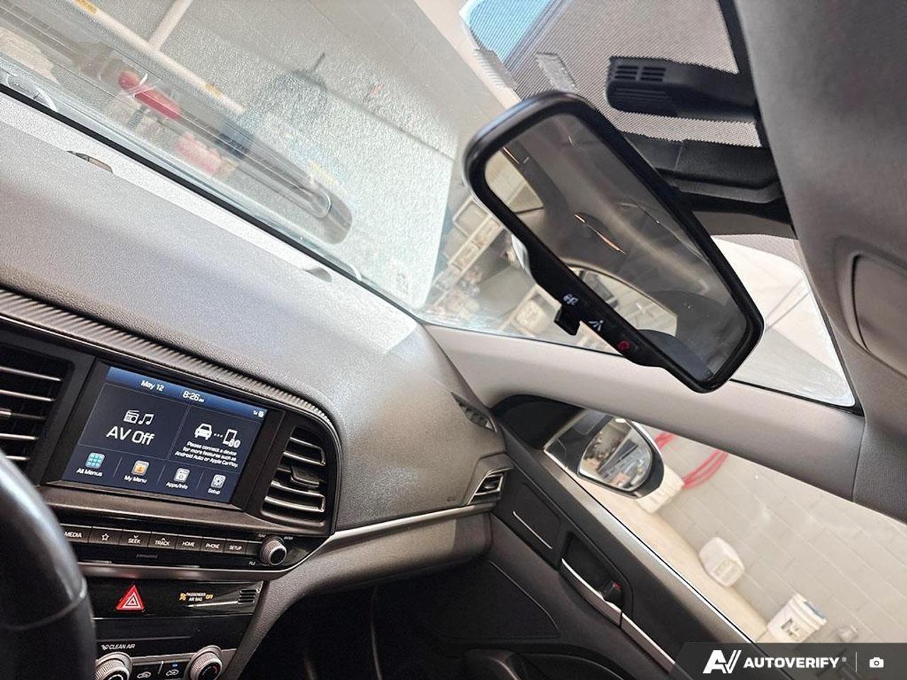 2019 Hyundai Elantra Luxury (A6) 4dr Sedan Photo