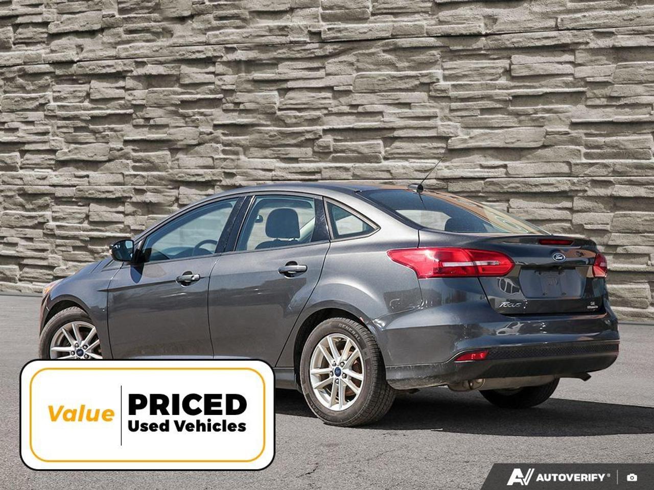 2016 Ford Focus SE 4DR SEDAN Photo3