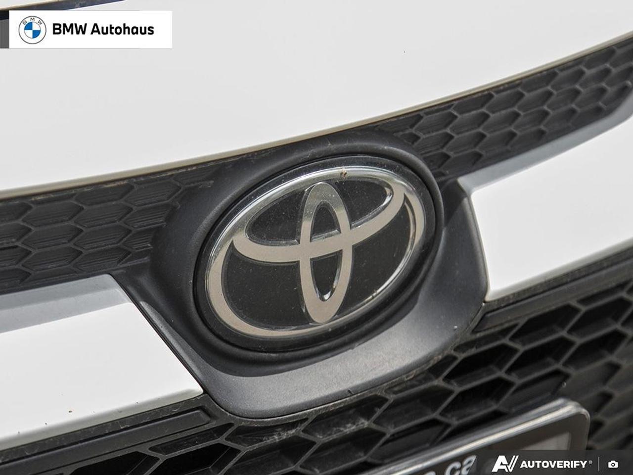 2021 Toyota Corolla LE CVT Photo