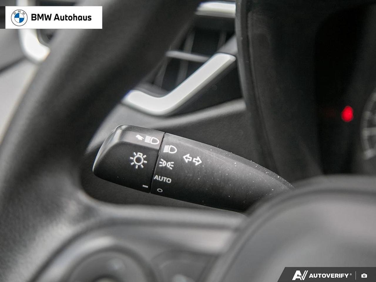 2021 Toyota Corolla LE CVT Photo