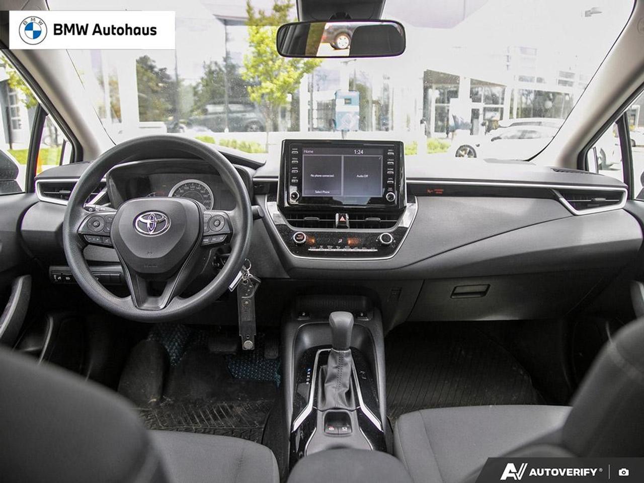2021 Toyota Corolla LE CVT Photo