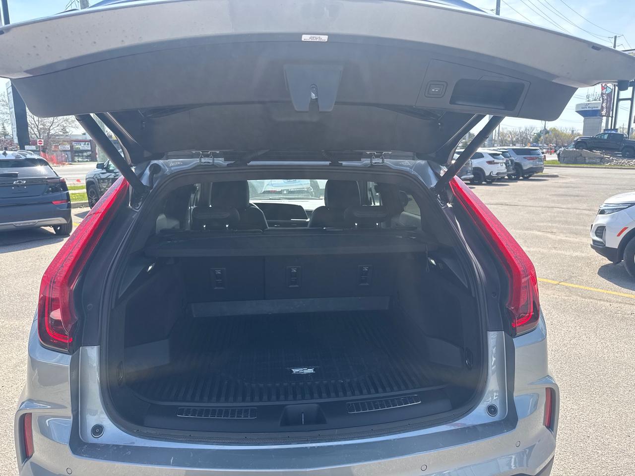 2024 Cadillac XT4 Premium Luxury 4dr All-Wheel Drive Photo