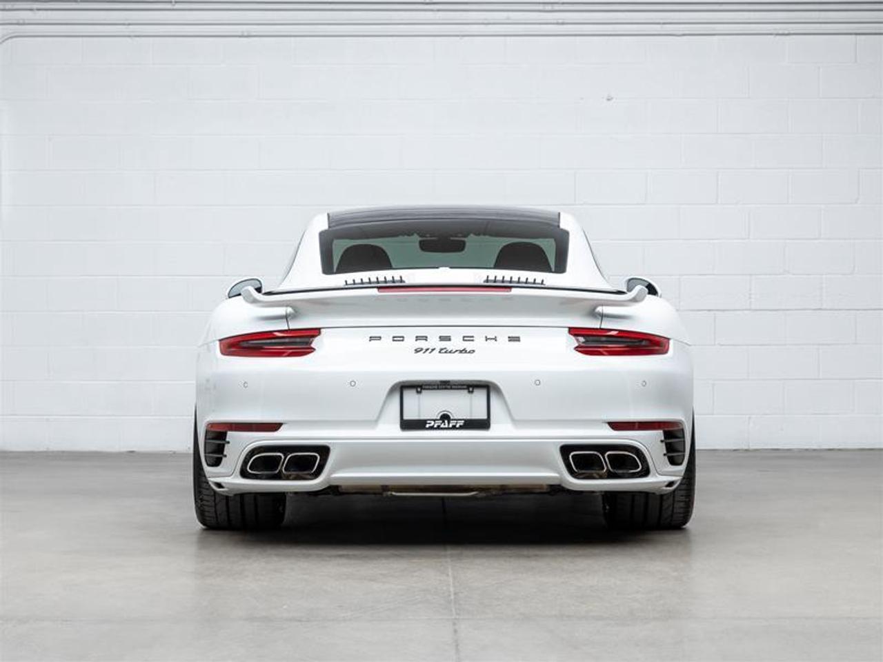 2017 Porsche 911  Photo