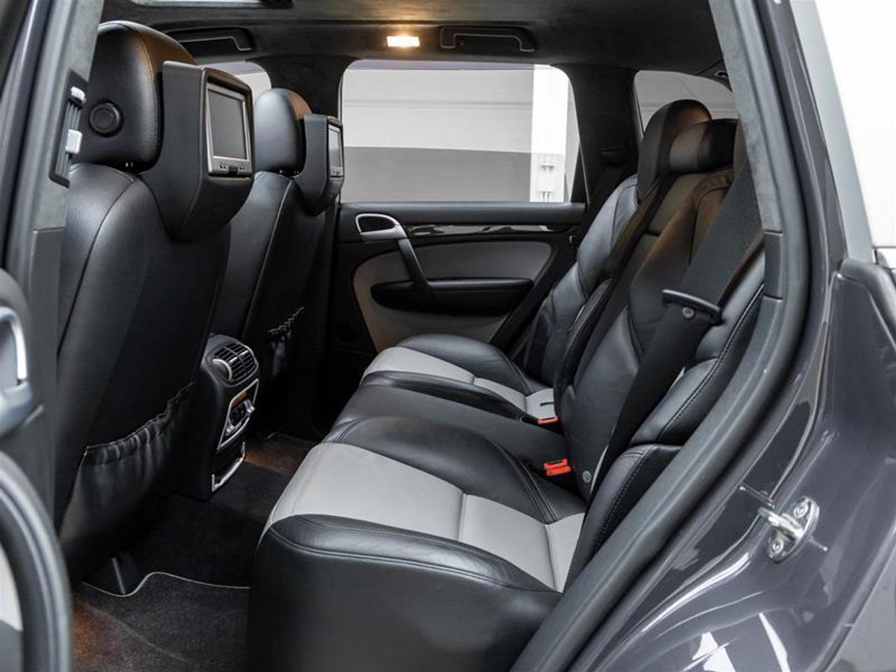 2009 Porsche Cayenne  Photo